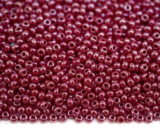 98210 10/0 чеський бісер Preciosa, червоний темний, непрозорий глазурований