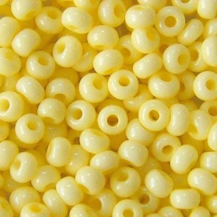 03181 10/0 чеський бісер Preciosa,  жовтий, непрозорий крейдяний сольгель