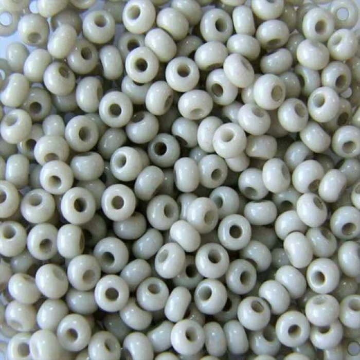03441 10/0 чеський бісер Preciosa, сірий, непрозорий крейдяний сольгель