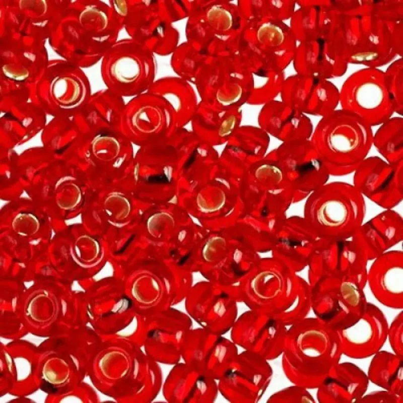 97070 10/0 чеський бісер Preciosa, червоний, прозорий з блискучим срібним отвором