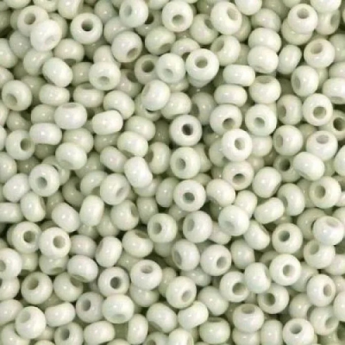 03241 10/0 чеський бісер Preciosa,  сірий, непрозорий крейдяний сольгель