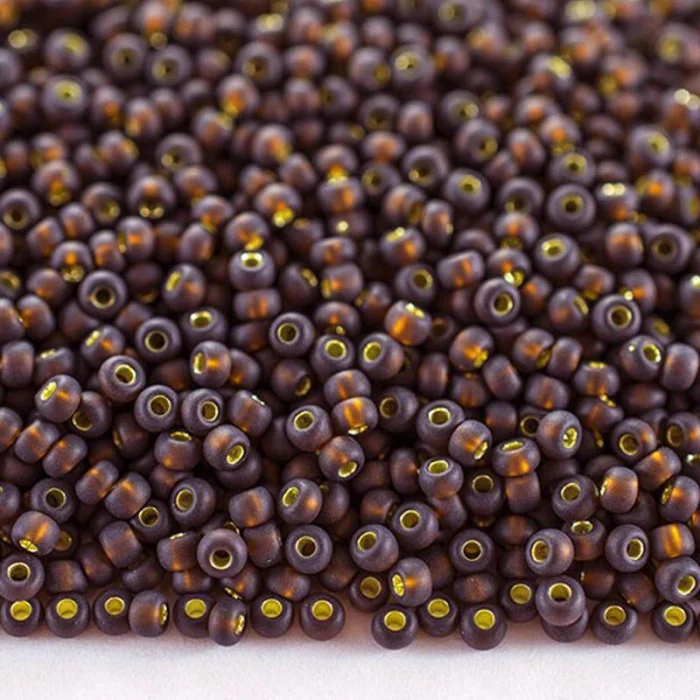 17140 matt 10/0 чеський бісер Preciosa,  коричневий темний, прозорий з блискучим срібним отвором матовий