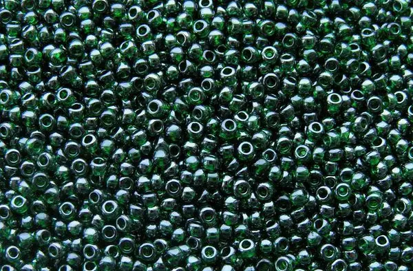 56060 10/0 чеський бісер Preciosa,  зелений насичений, прозорий глазурований