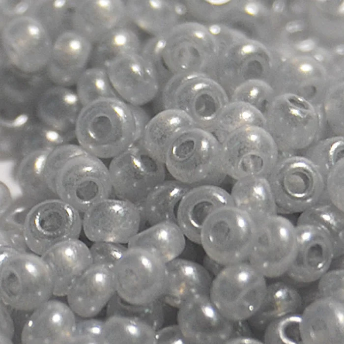 17708 10/0 чеський бісер Preciosa,  серий, непрозорий алебастровий перламутровий