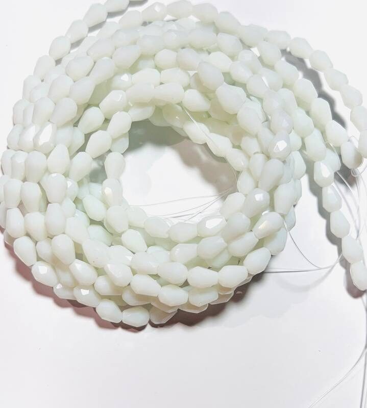 Капелька 6х8 біла натуральна