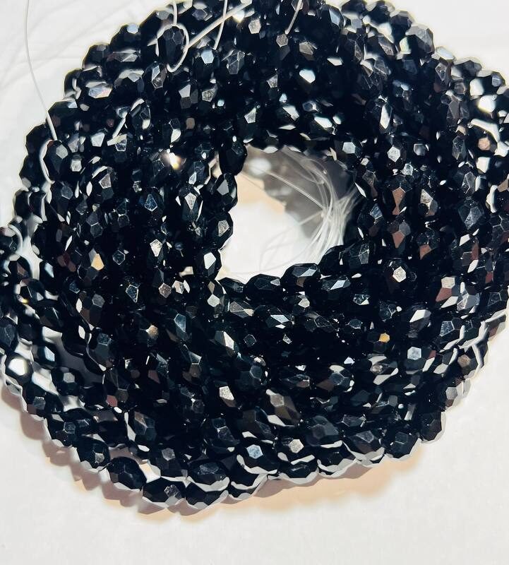 Капелька 6х8 чорна