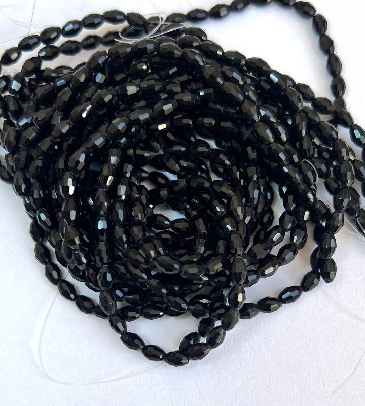 Рис 4х6 мм, чорний