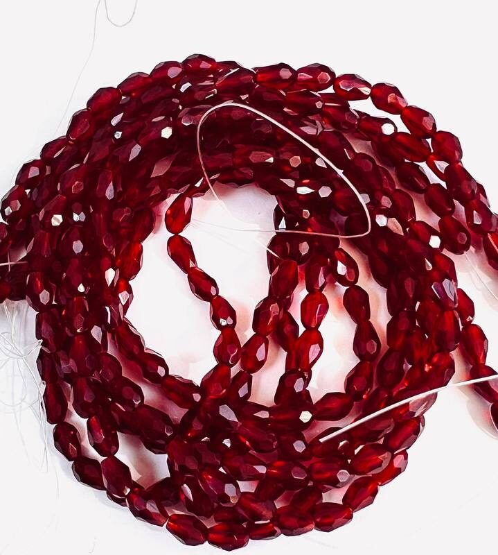 Капелька 4х6 мм,  темно бордова прозора