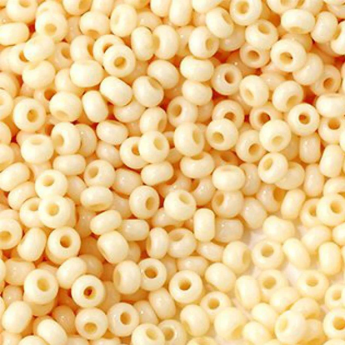 03282 10/0 чеський бісер Preciosa,  персиковий, непрозорий крейдяний сольгель