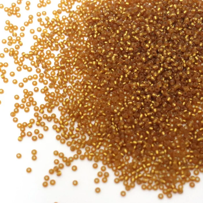 17070 matt 10/0 чеський бісер Preciosa, бурштиновий, прозорий з блискучим срібним отвором матовий