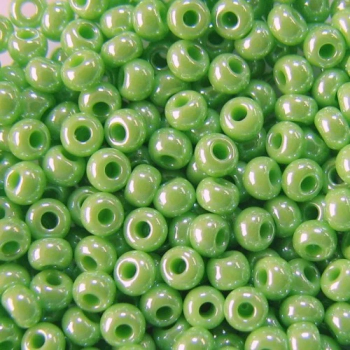 58410 10/0 чеський бісер Preciosa, салатовий світлий, непрозорий глазурований