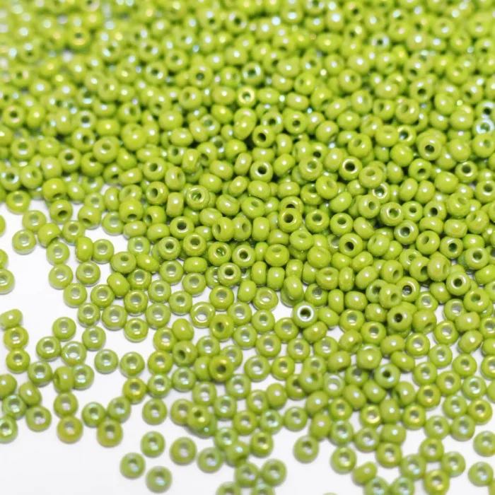 54430 10/0 чеський бісер Preciosa, оливковий, непрозорий райдужний