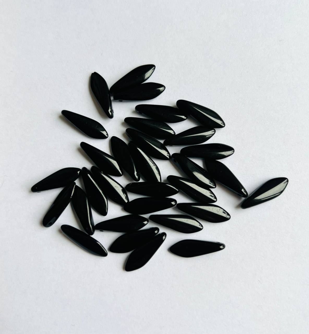 Намистини DAGGERS натуральний чорний 23980 Намистини DAGGERS натуральний чорний 23980