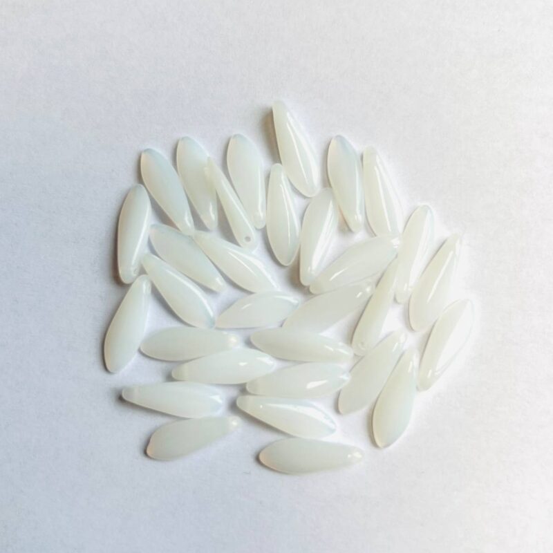 Намистини DAGGERS непрозорий білий 02010