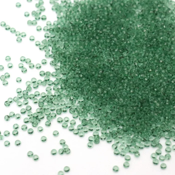 01662 10/0 чеський бісер Preciosa, зелений, кристальний сольгель