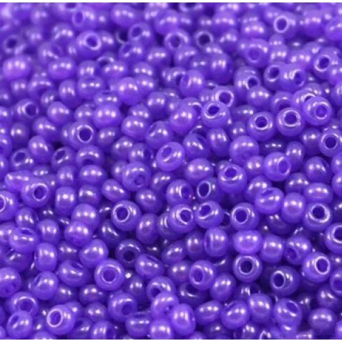 17928 10/0 чеський бісер Preciosa, фіолетовий, непрозорий алебастровий перламутровий
