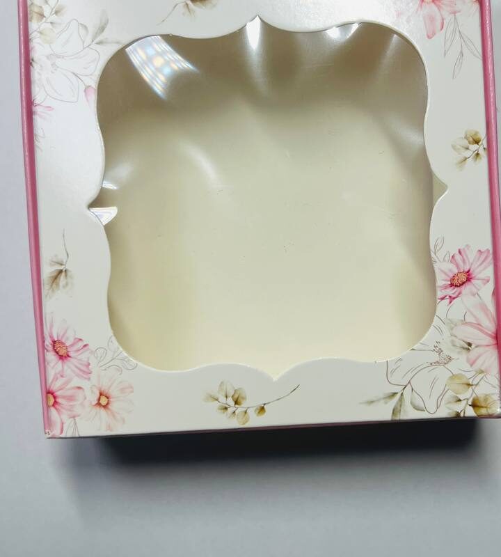 Коробочка 10х10х3, ромашка